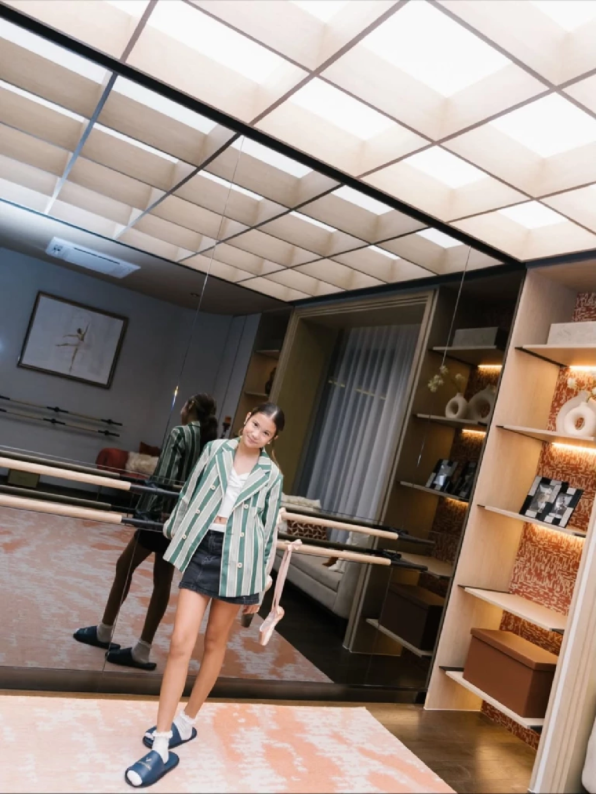  เผลอแป๊บเดียวเป็นสาวแล้ว “น้องเวลา” ลูกไม้หล่นใต้ต้น ฉายแววเด่น 