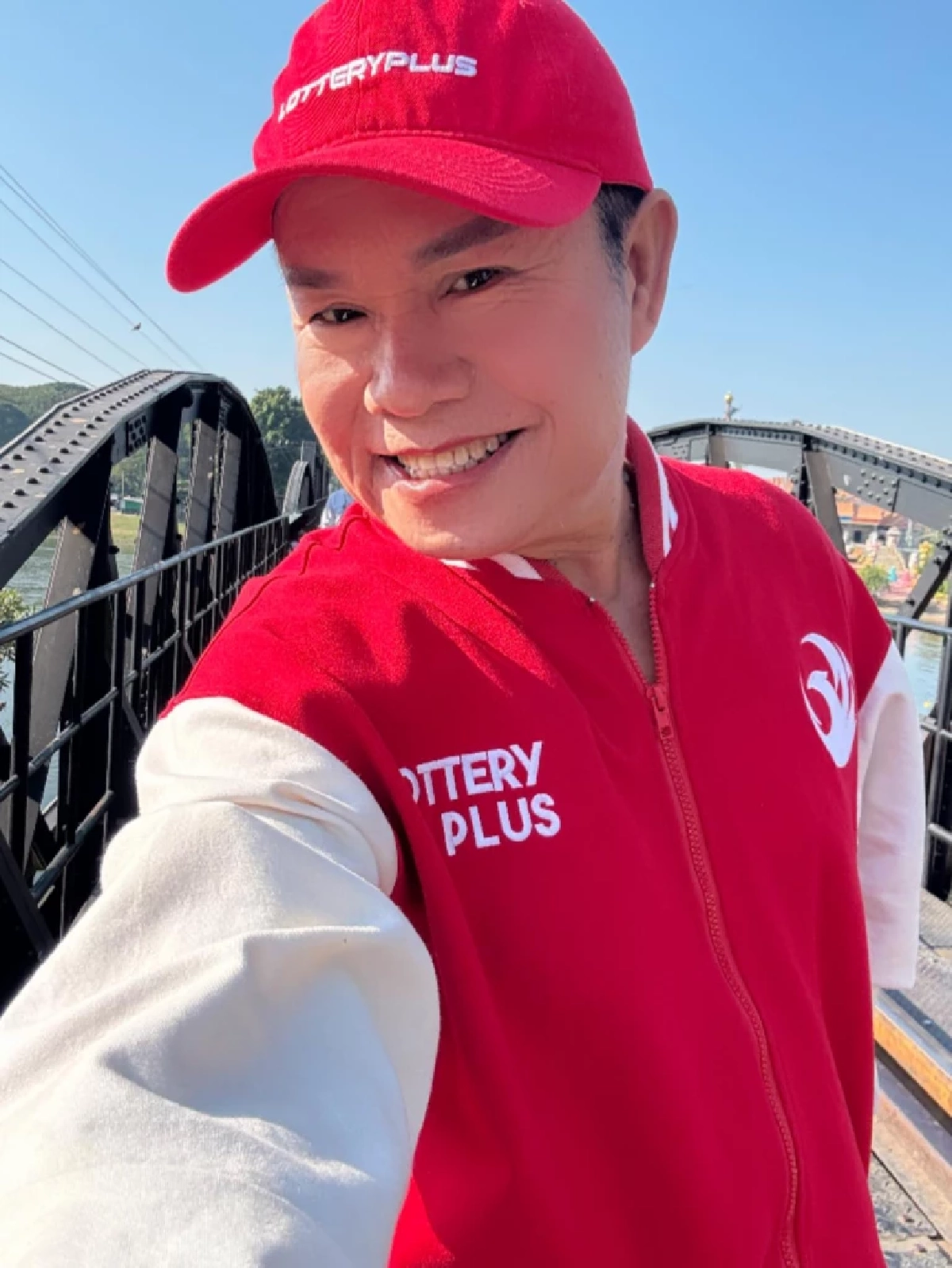 ลูกทุ่งดัง มนต์สิทธิ์ คำสร้อย โชว์จับลูกปิงปอง พร้อมเผยเลขที่ชอบ