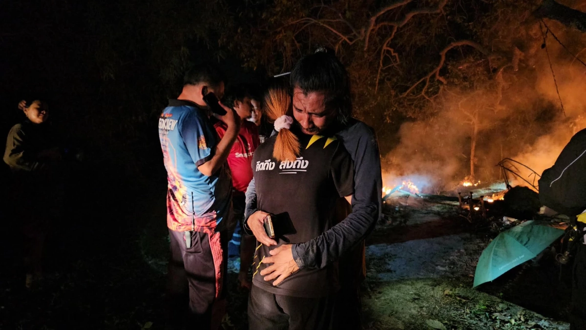 เพลิงไหม้บ้าน หนุ่มนามสกุลดัง วอดทั้งหลัง เสียหายครึ่งล้าน