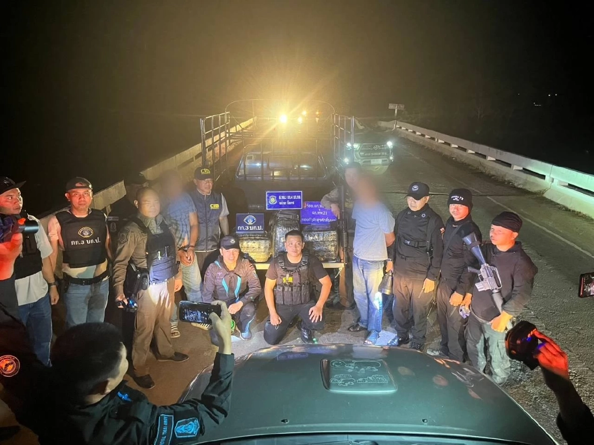 ปิดเกมริมโขง! ทางหลวงบึงกาฬผนึกกำลังรวบ 2 ผู้ต้องหา ยึดไอซ์