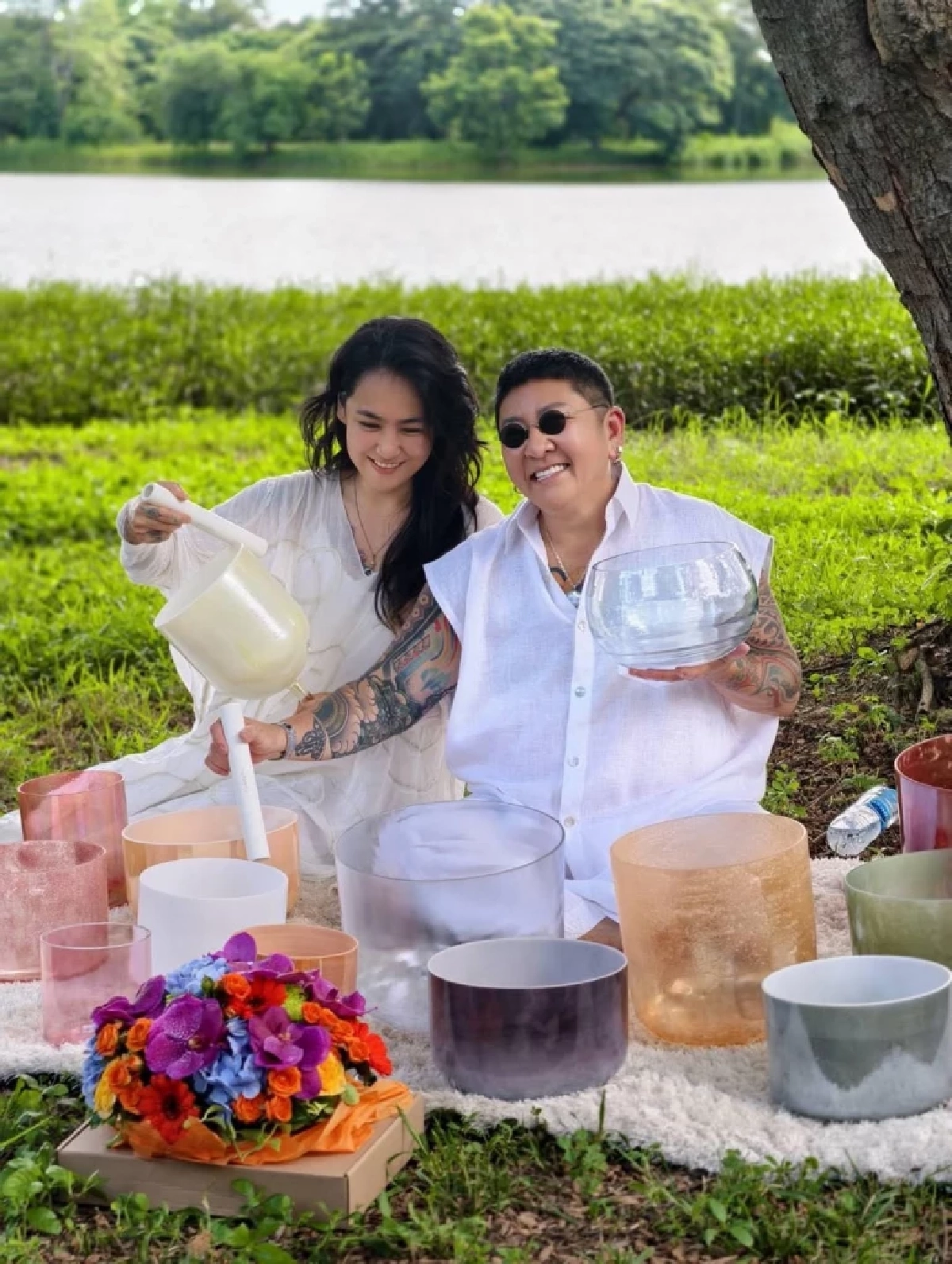 น้ำตาซึม “ปีใหม่” เขียนถึง “ป๋าต๊อบ” เส้นทางรักยาวนานกว่า 18 ปี