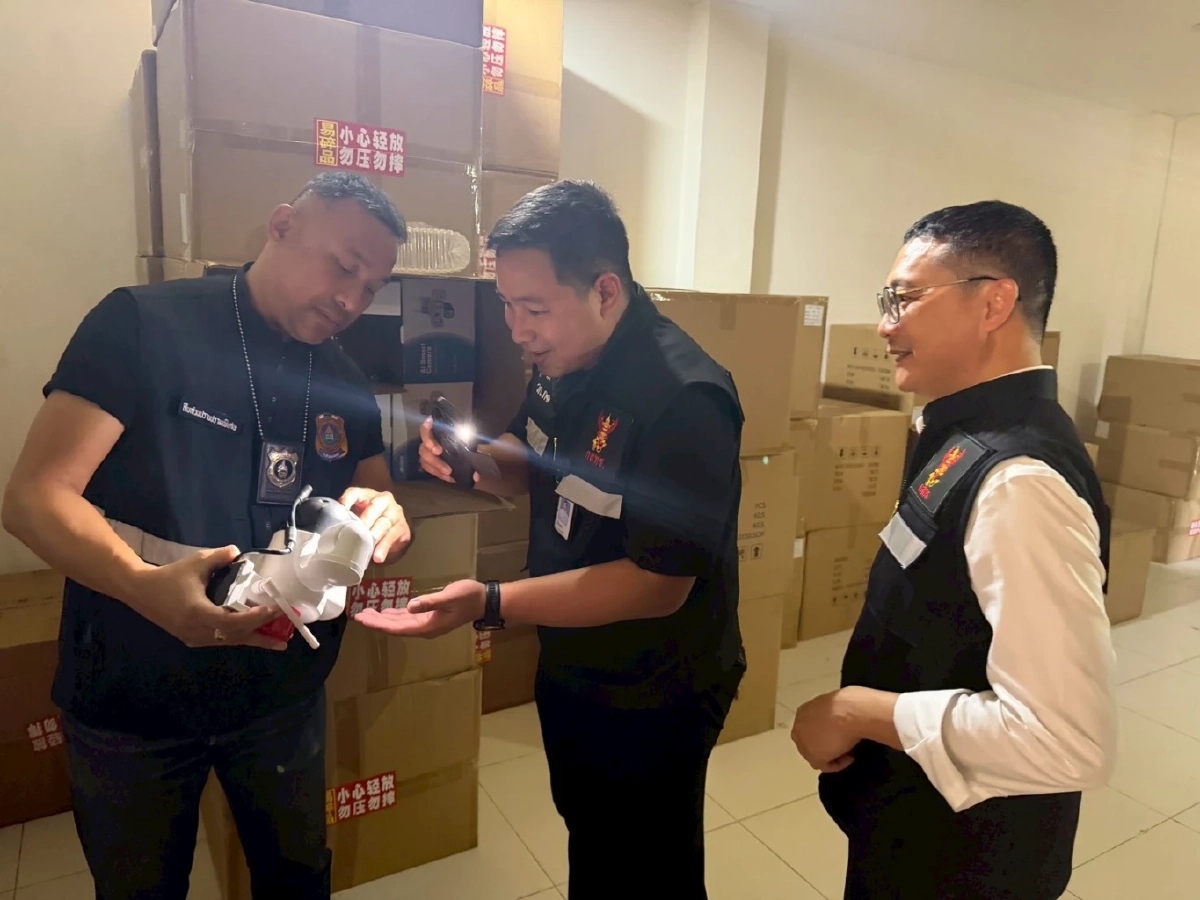 สำนักงาน กสทช. บุกจับกล้องวงจรปิดเถื่อนกลางกรุง ของกลาง 6,606 ชุด