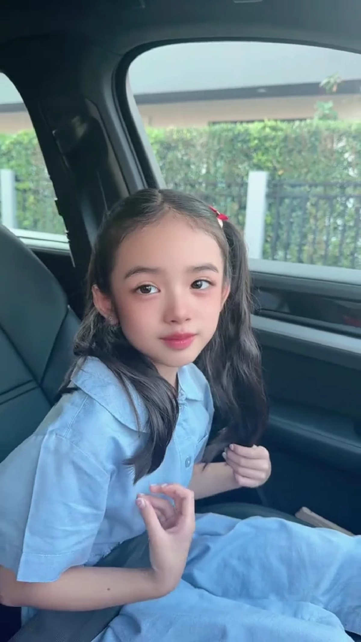 ยิ่งโตยิ่งปัง “น้องดิสนีย์” ลูกไม้หล่นใต้ต้น สวยได้แม่เป๊ะๆ