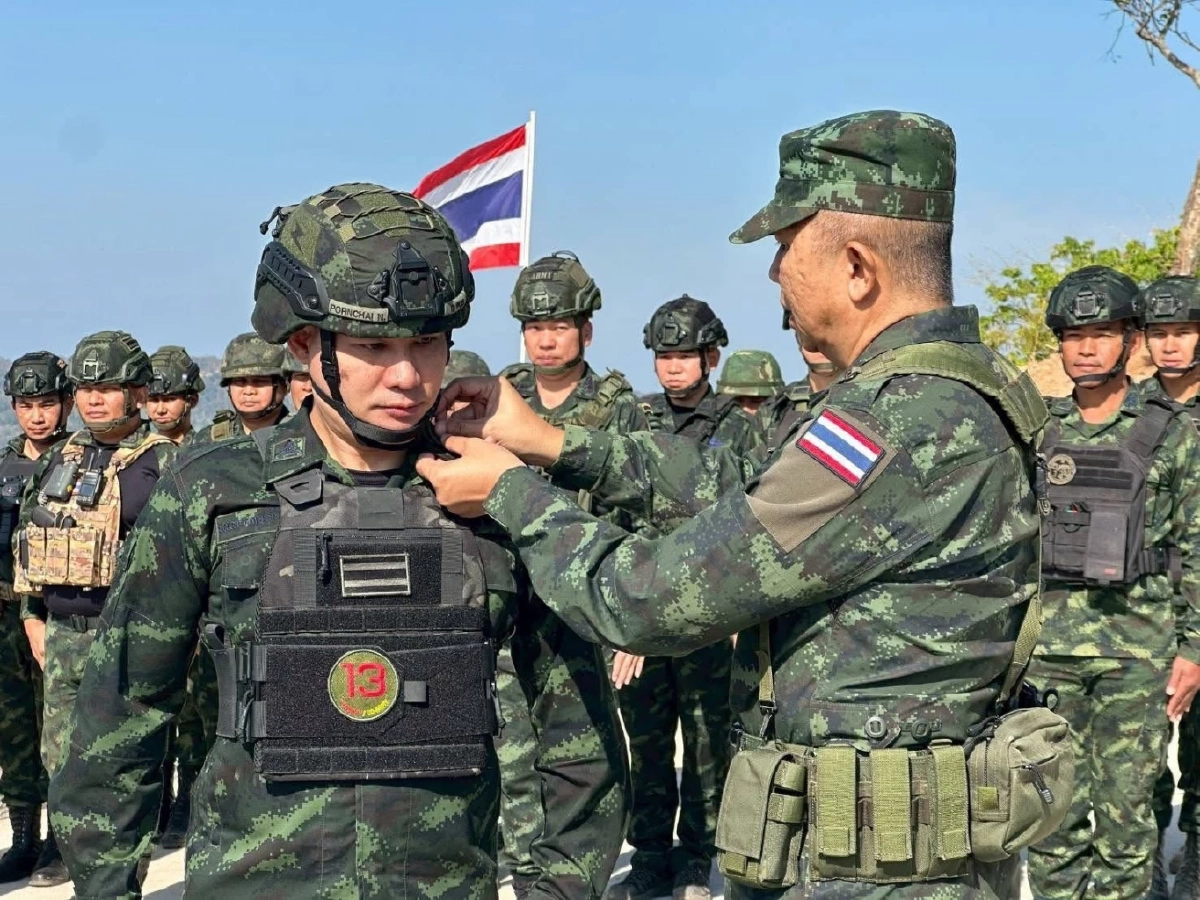 ยศสูงขึ้น ภาระหน้าที่หนักขึ้น พิธีประดับยศกำลังพลสนามชายแดน