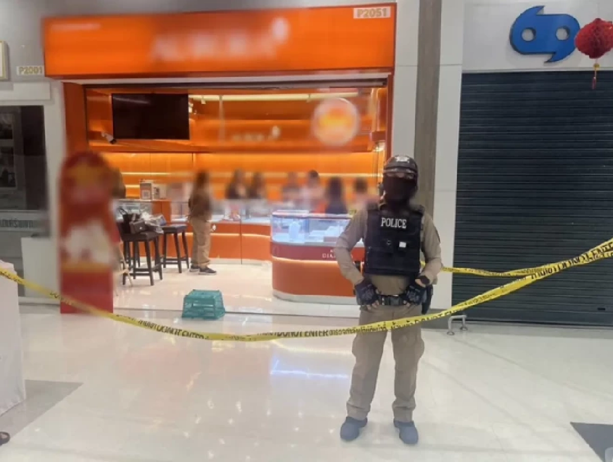 รู้ตัวแล้วคือใคร มือชิงทอง 149 บาท กลางห้างดัง มูลค่ากว่า 11 ล้าน