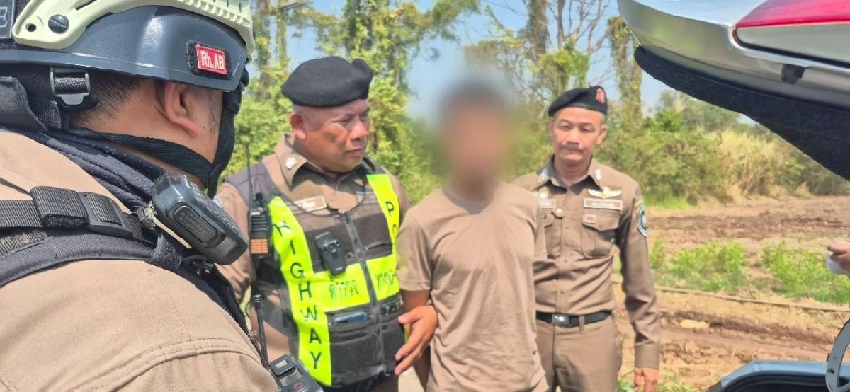 อดีตจ่าทหารอากาศแหกด่านทางหลวง ขนไอซ์น้ำหนักรวมกว่า 60 กิโลกรัม