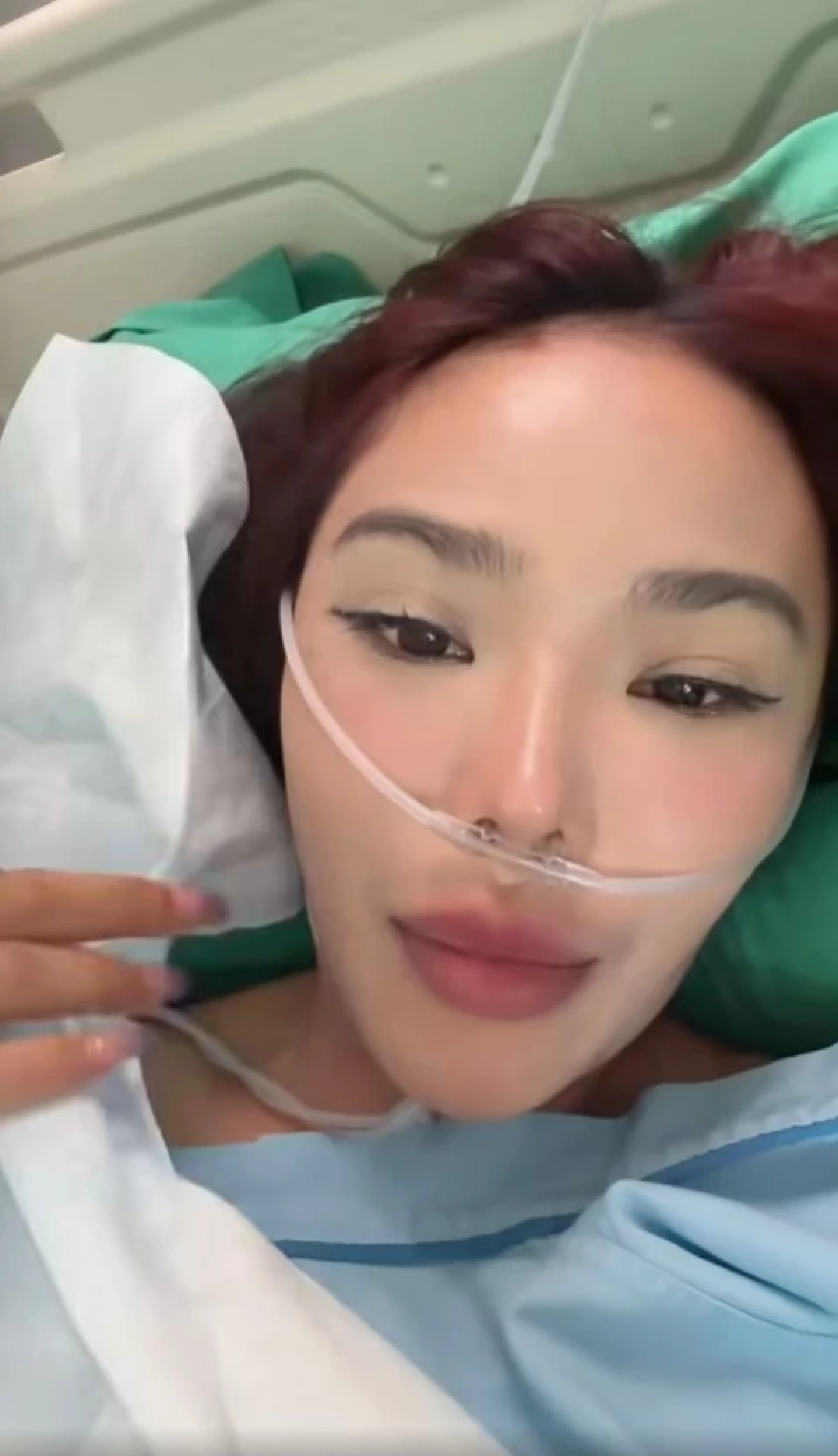 แห่ห่วง "ฟ้า ปลากระป๋อง" เจอก้อนเนื้อหลุด ปวดท้องหนักจนแทบวูบ