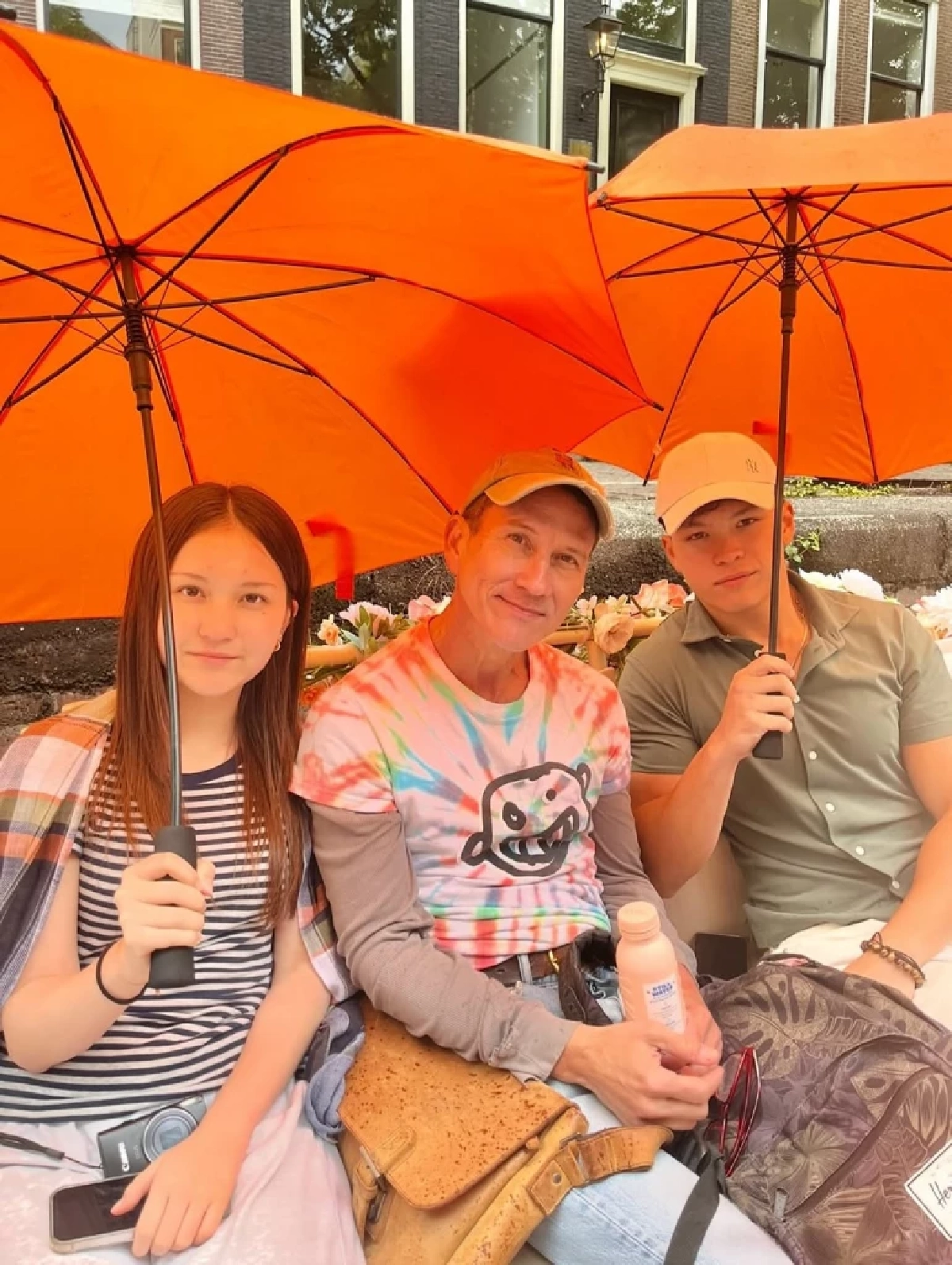 จำแทบไม่ได้! ลูกสาว “น้อย วงพรู” โตไวมาก ทริปญี่ปุ่นออร่าพุ่ง