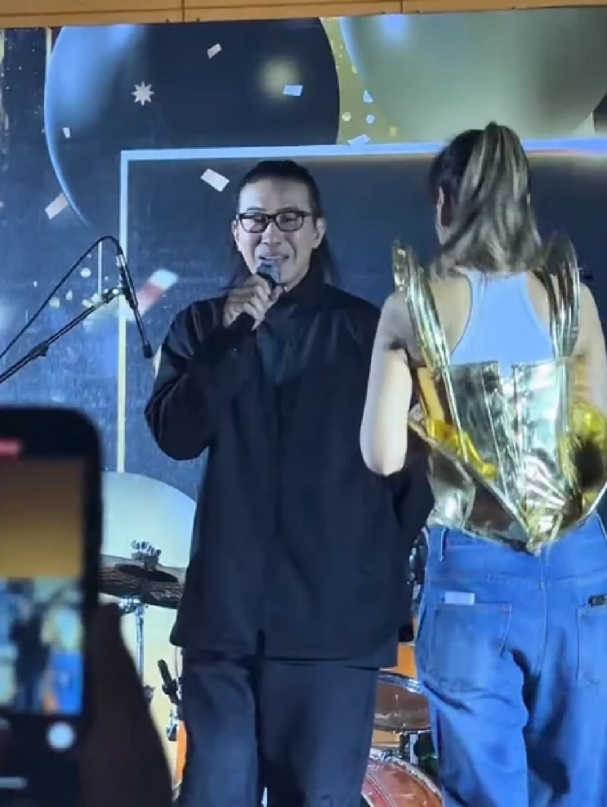 ใจถึงมาก หนุ่ม กรรชัย ควักเงินสด-สแกนโอน งานเลี้ยงฝ่ายข่าวช่อง 3