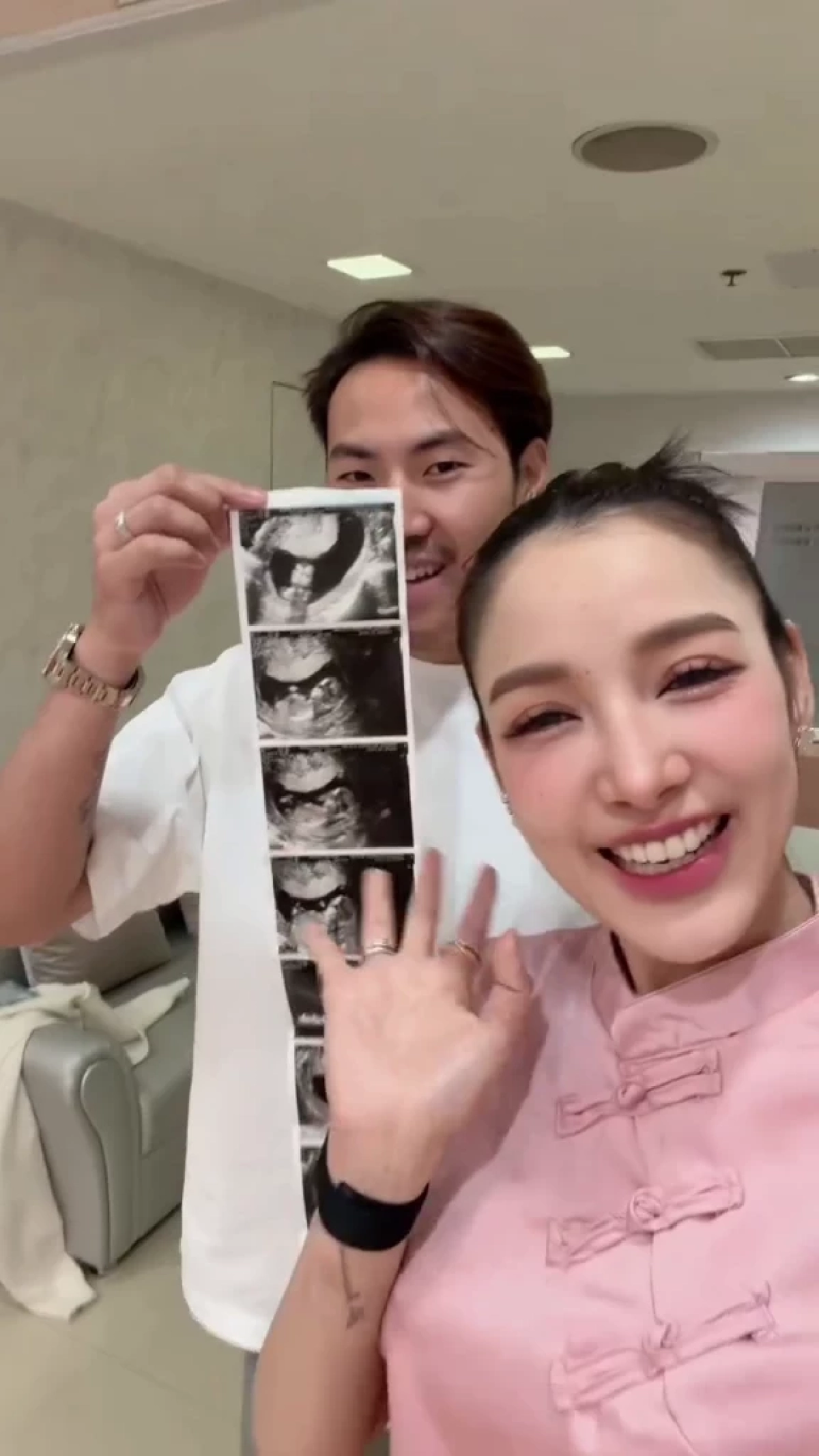 “แพท ณปภา” ท้องลูกคนที่ 2 แล้ว จูงมือ “พี ชานนท์” ประกาศข่าวดี