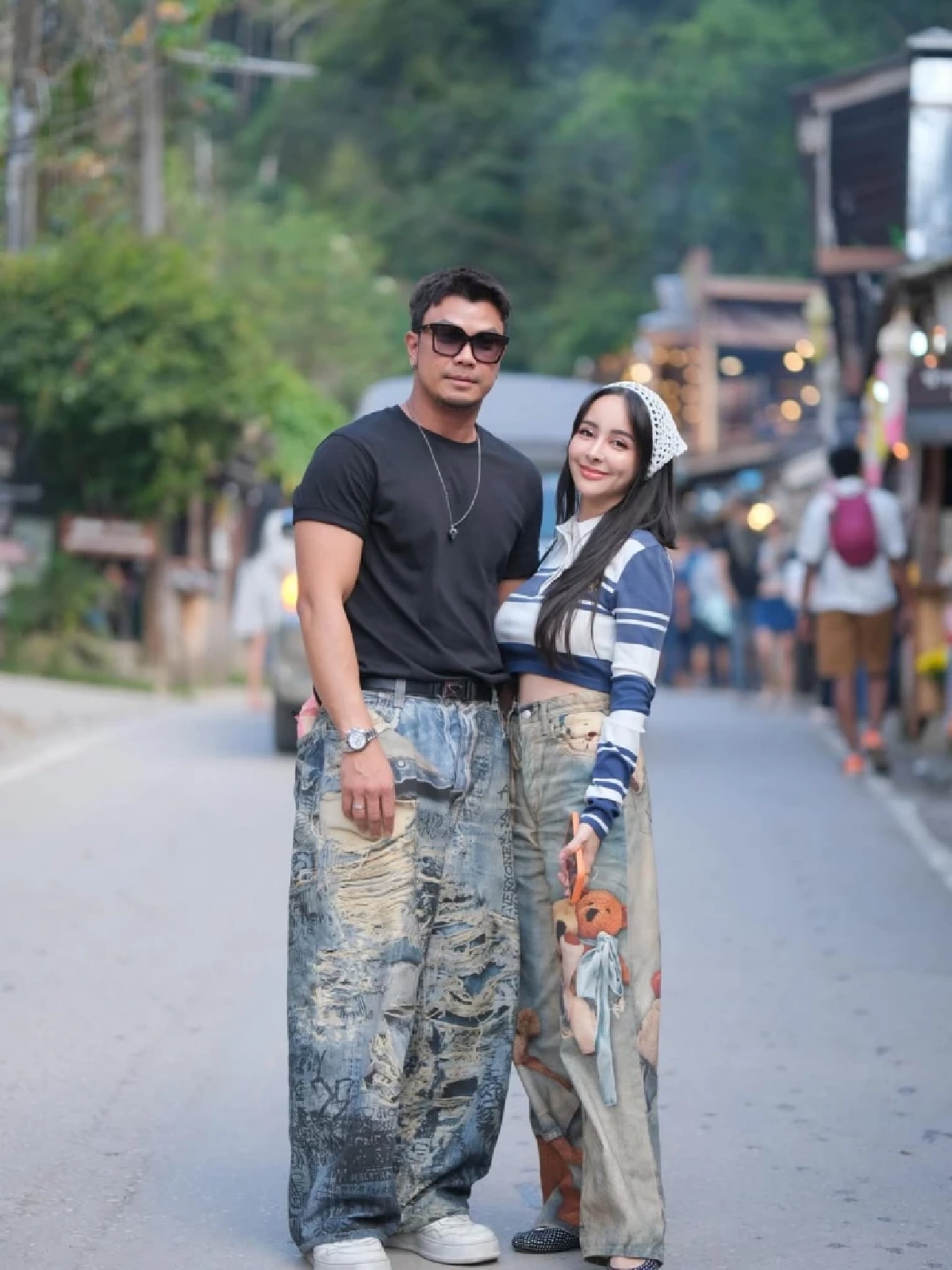 หรือมีข่าวดี? “หนุ่ม กะลา” ลองชุดแต่งงาน แฟนสาวเปย์ทันทีไม่ลังเล