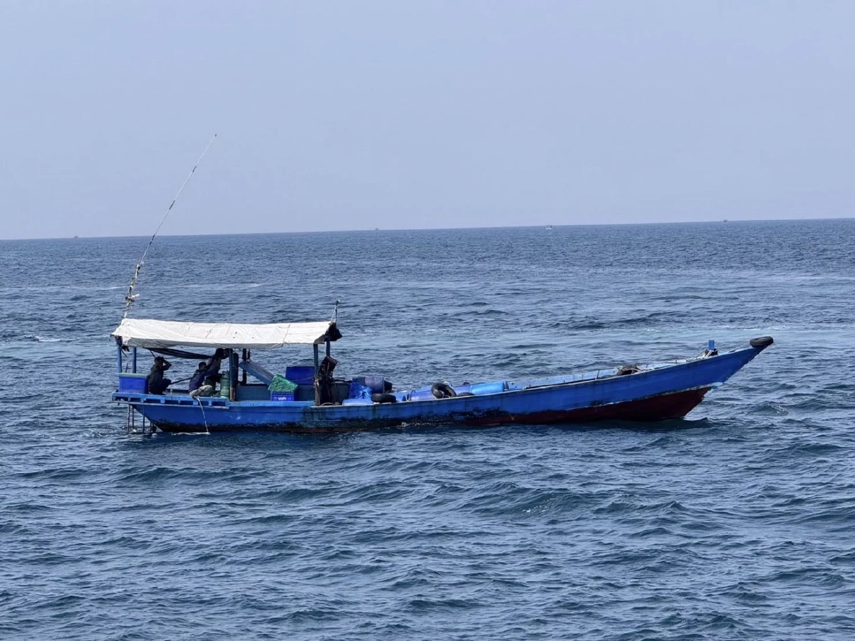 กองทัพเรือสกัดเรือต่างชาติลักลอบขนสินค้าข้ามแดน ตอกย้ำเข้มงวด