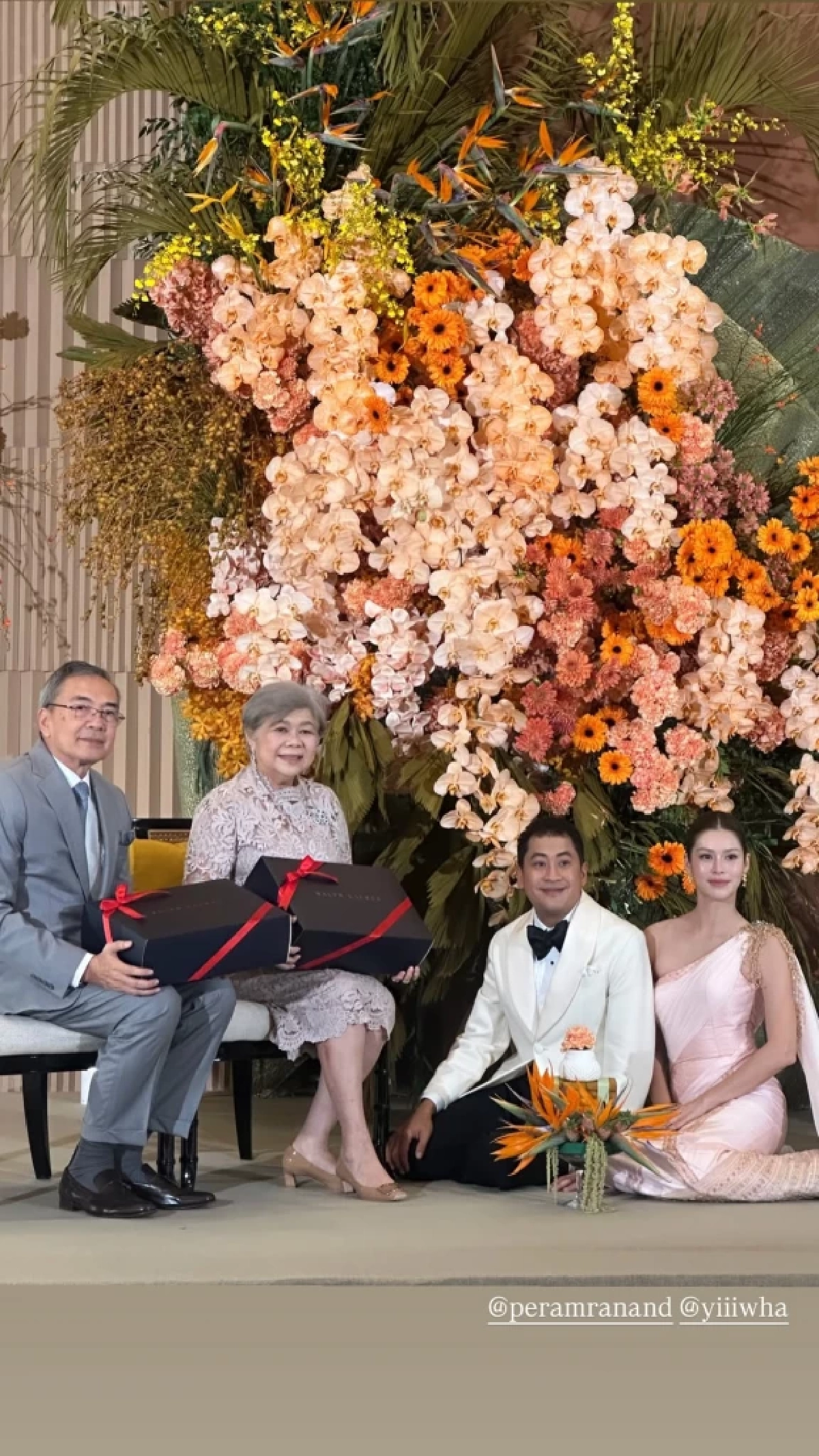 ชื่นมื่น จูงมือเข้าพิธีวิวาห์สุดอบอุ่น หลังคบรักยาวนานกว่า 9 ปี