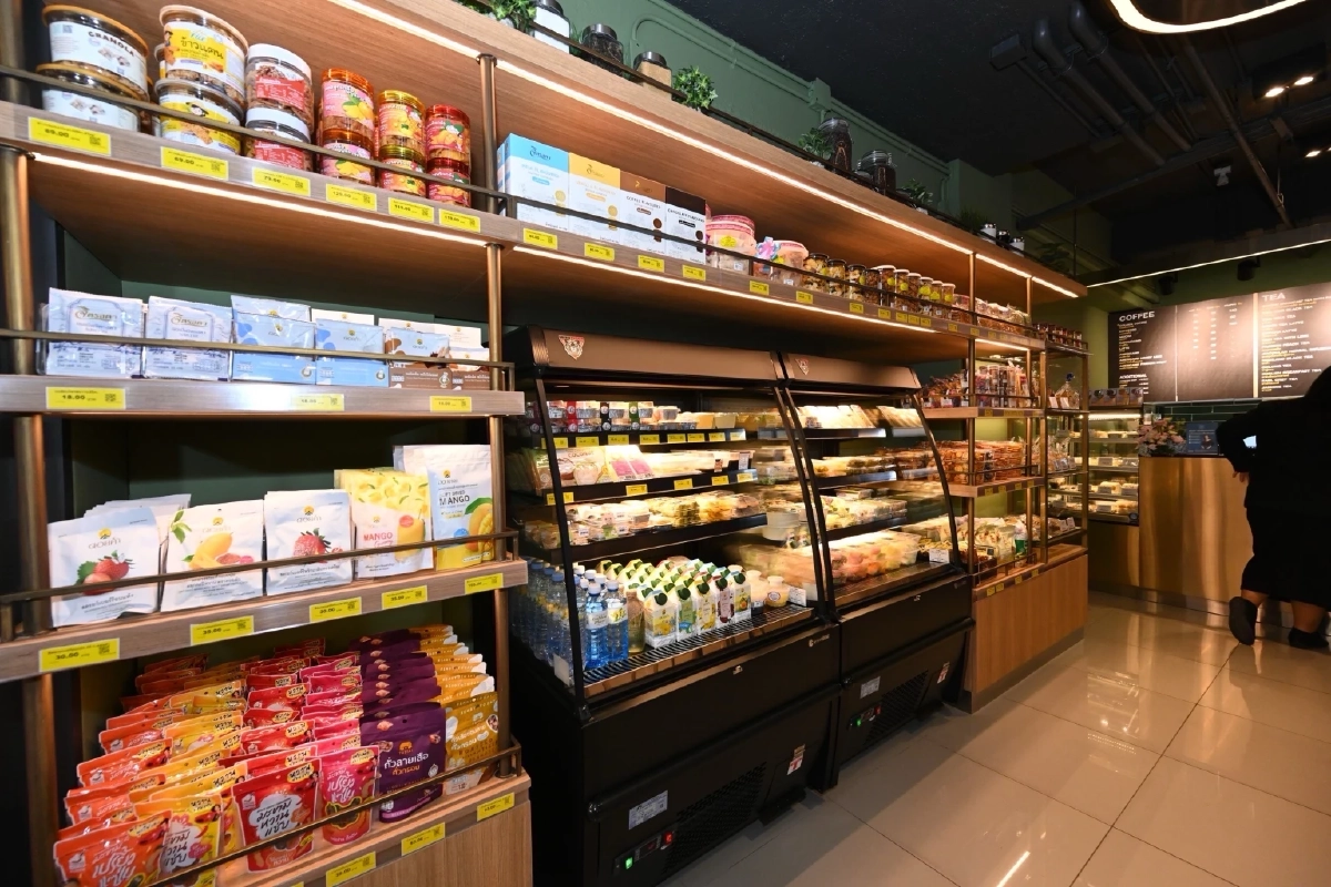 โกลเด้น เพลซ ต่อยอดแบรนด์เปิดร้านโกลเด้น คอฟฟี่ สาขาอาคารเมืองไทย - ภัทร คอมเพล็กซ์