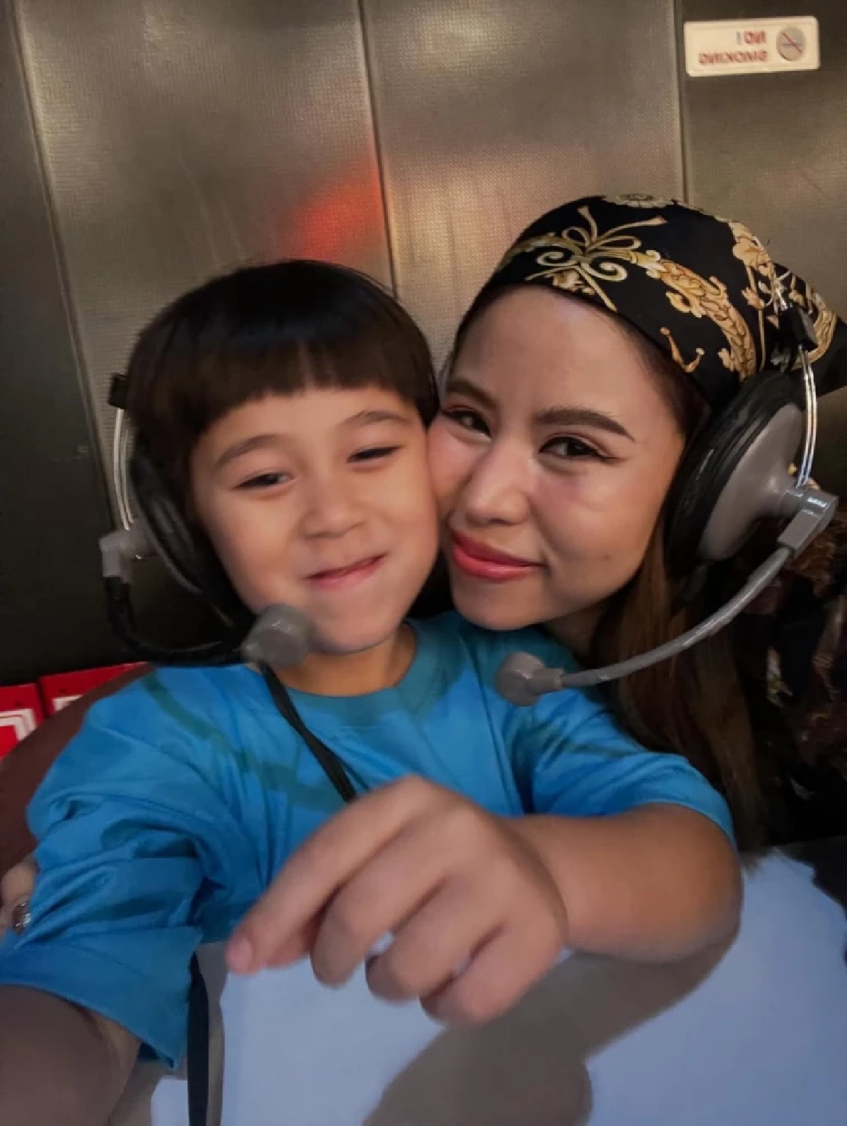 "ไอส์ เพื่อนเกล" โพสต์ลาโพลีพลัส กรรชัย-แอฟ-ชมพู่ แห่คอมเมนต์