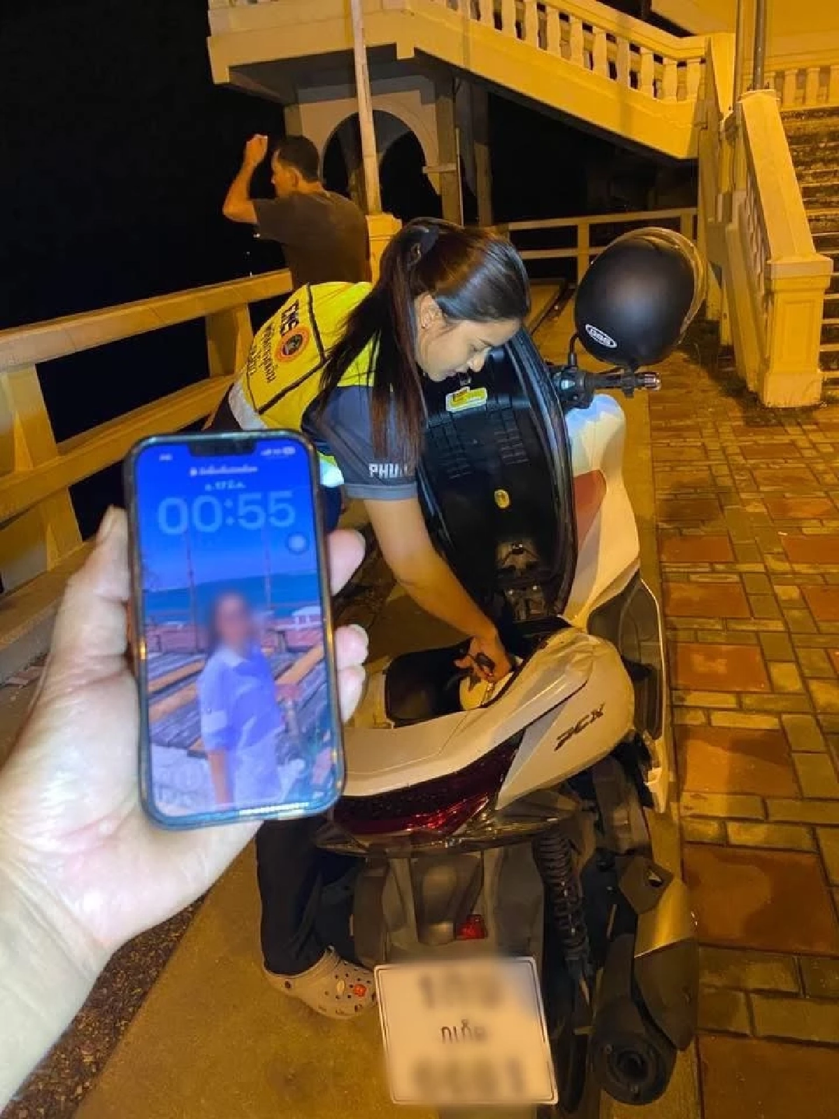 ค้นหาไม่หยุด ครูสาวพลัดตกสะพานสารสิน ฟังคนเห็นเหตุการณ์เล่าตกใจ