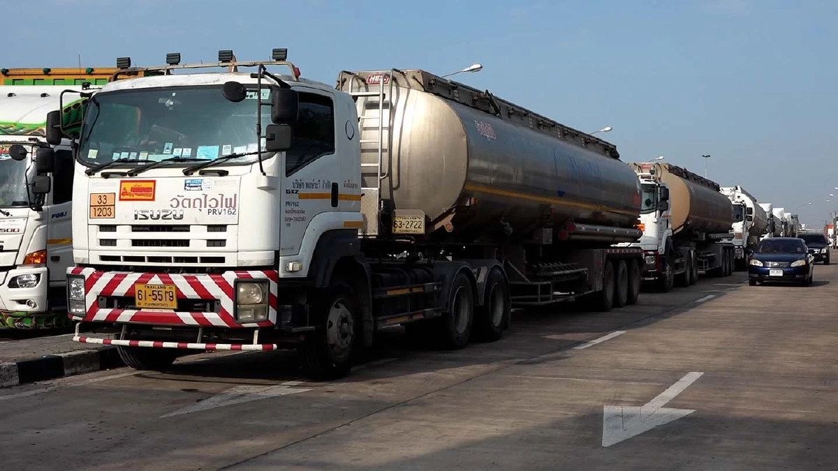 ส่งออกน้ำมันไทย-ลาวยังฉลุย! มุกดาหารยืนยันส่งตามโควตาเดิม พร้อมคุมเข้มห้ามส่งต่อ