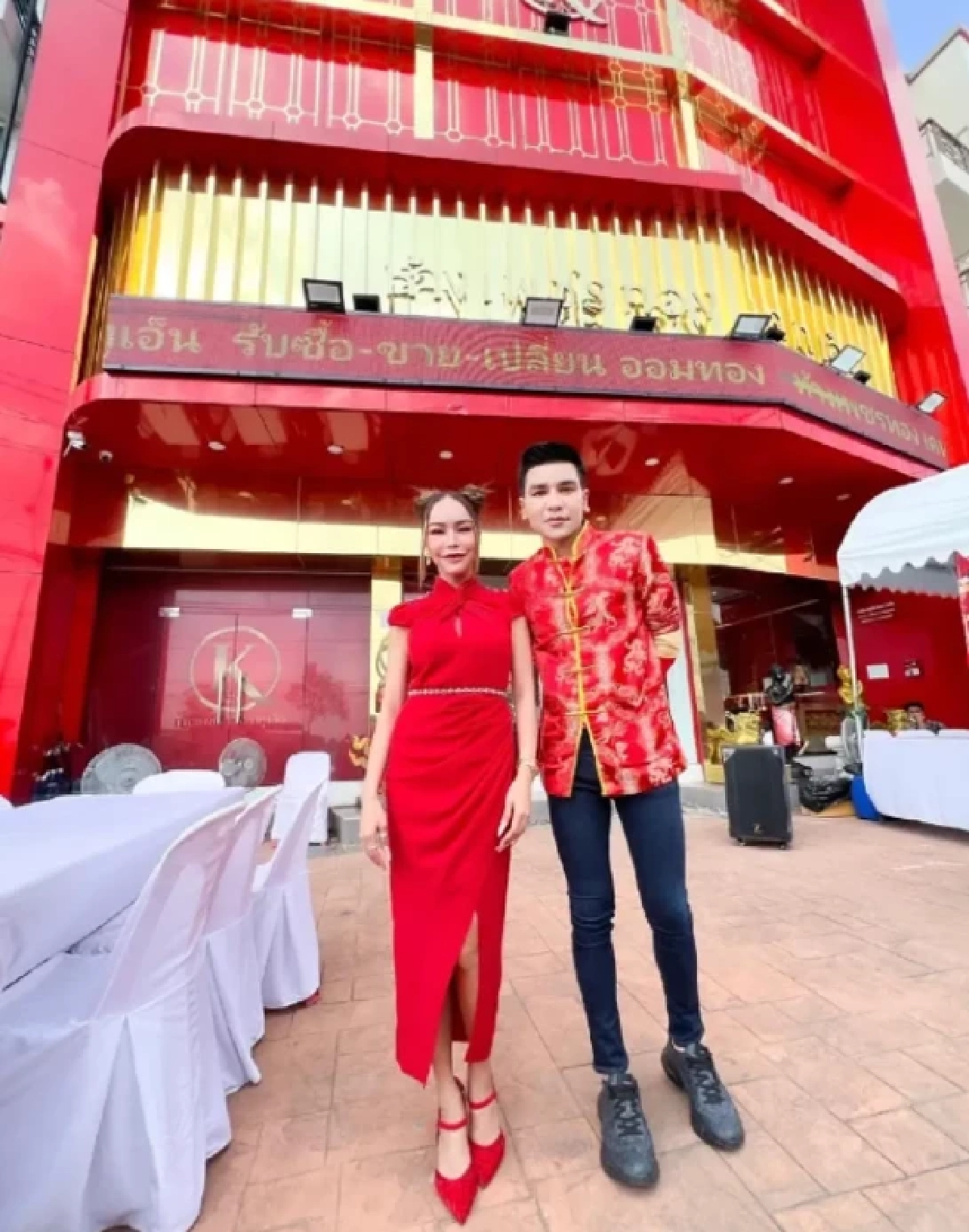 "แม่ตั๊ก"แฉต่อใครอยู่เบื้องหลังร้านทอง ทำ"ป๋าเบียร์"นั่งไม่ติด