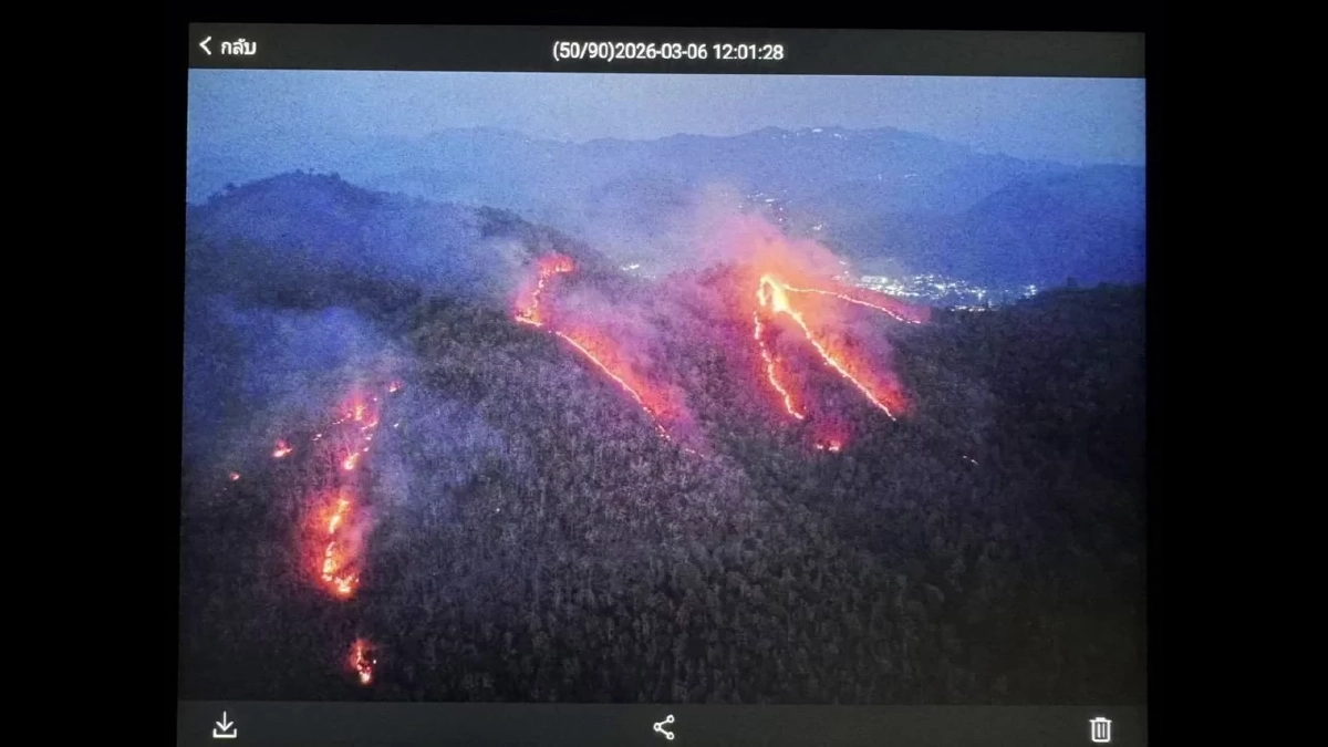 โดรนแฉภาพชายชุดดำลอบเผาป่าดอยสะเก็ด จนท.ระดมกำลังไล่ล่า
