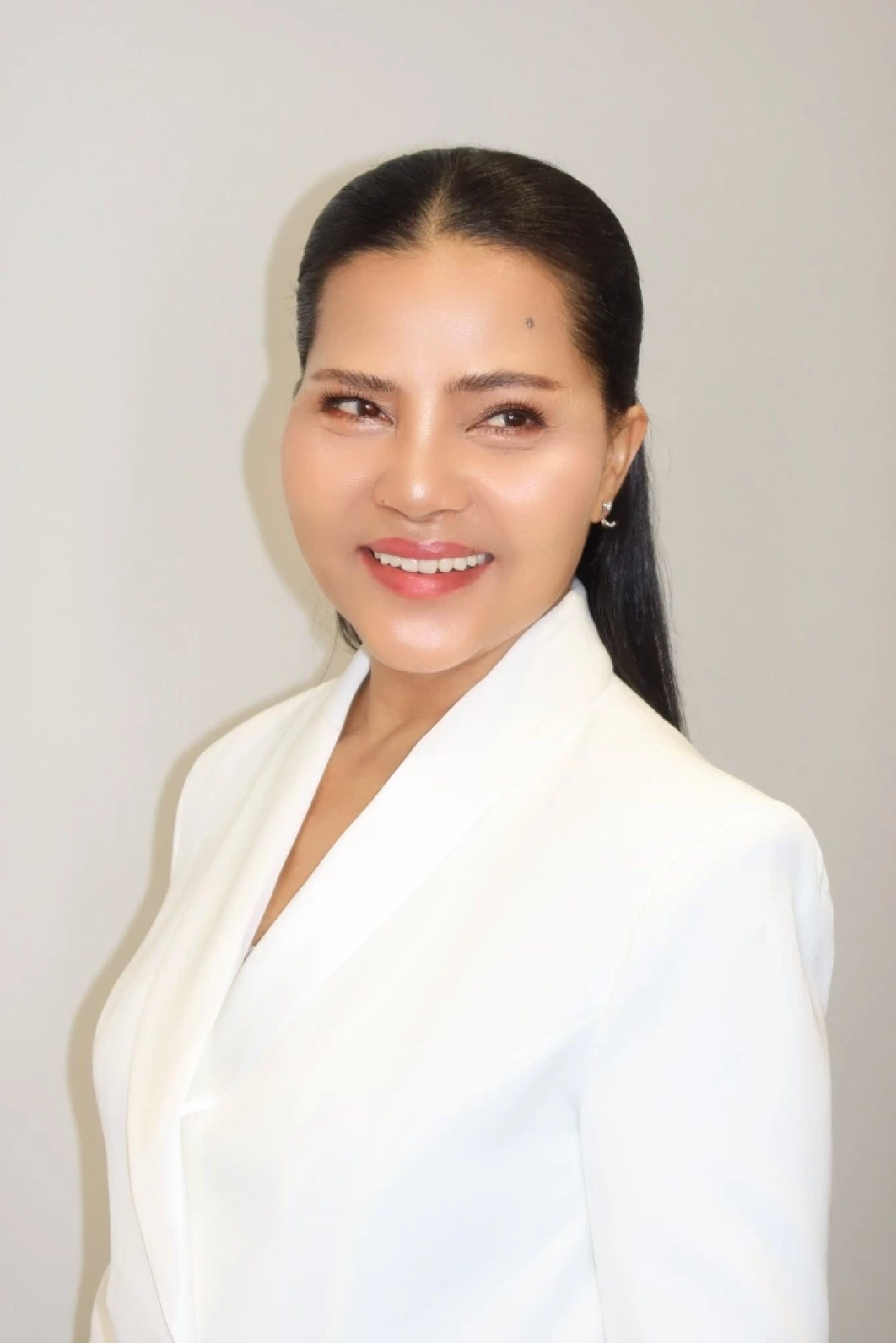 "สุนารี" เตือนตรงๆ สงครามโลกครั้งที่ 3 ทุกคนบนโลกเดือดร้อนแน่นอน