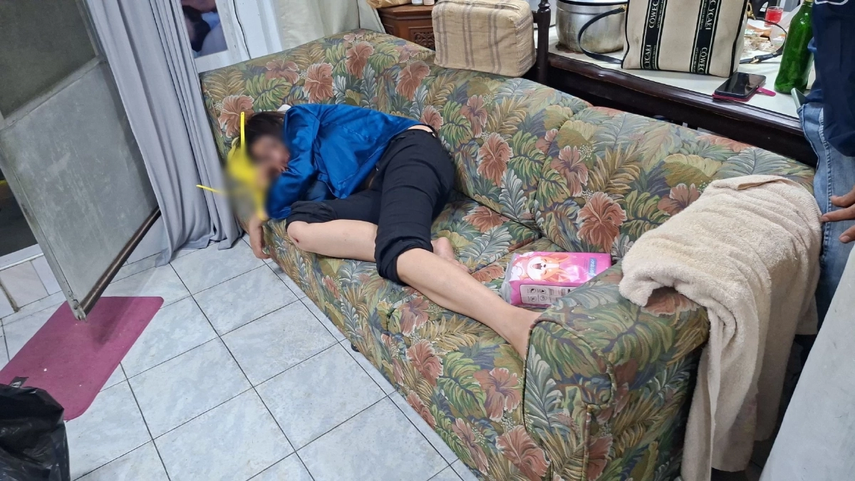 สลดใจ เมียสาวเมาปีนรั้วพังประตูบ้าน ก่อเหตุสลดทำผัวดับ