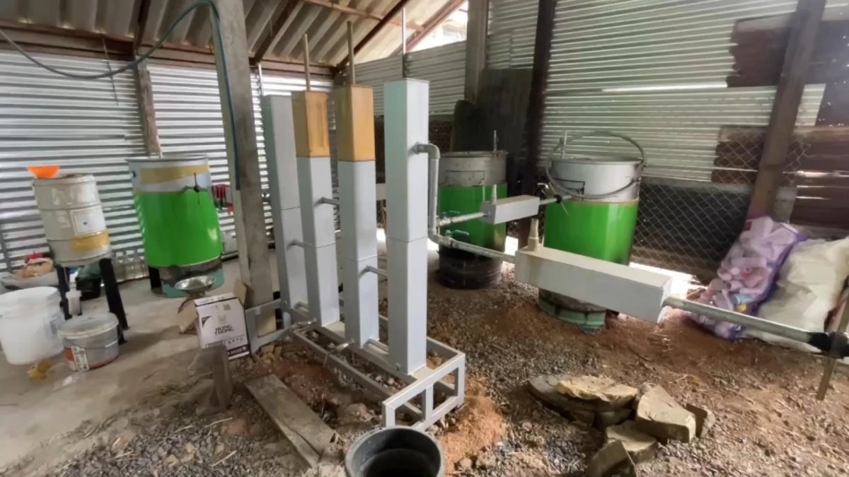 ชัยภูมิโชว์กลั่นน้ำมันขยะลิตรละ 25 บาท จี้รัฐหนุนทุกหมู่บ้าน