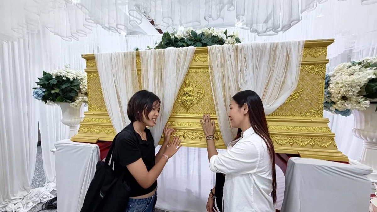 อดีตภรรยาเหน่ง เหม่งจ๋าย ซึ้งมิตรภาพ เมียตลกดัง ซัพพอร์ตค่าเทอมน้องเพนนี