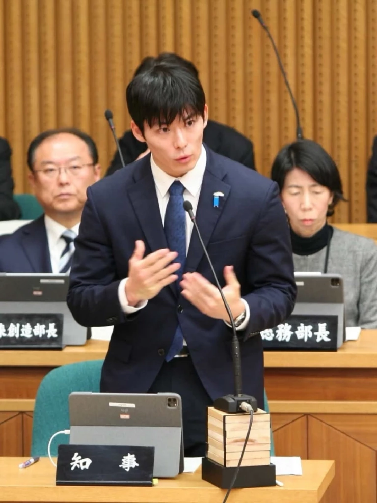 หล่อเก่งครบ! ทาคาโตะ อิชิดะ วัย 35 ปี ชนะเลือกตั้งผู้ว่าฯ ฟุกุอิ  