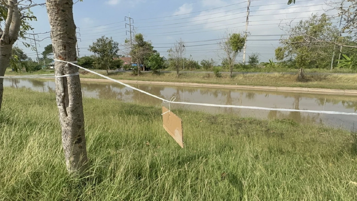 ชาวบ้านแห่ขึงเชือกจองที่ขายของถนนข้าวสุกรับสงกรานต์ปี 69