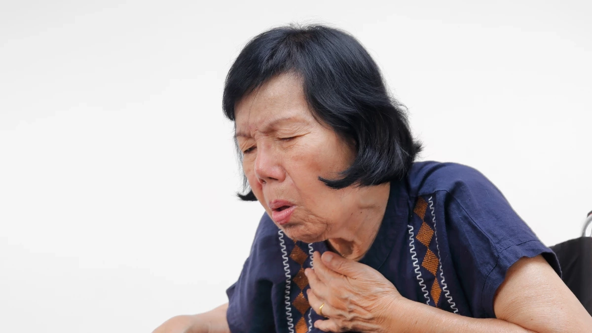 อย่ามองข้าม  ผู้สูงวัยกลืนลำบาก-สำลักบ่อย อาจเป็นสัญญาณโรคร้าย