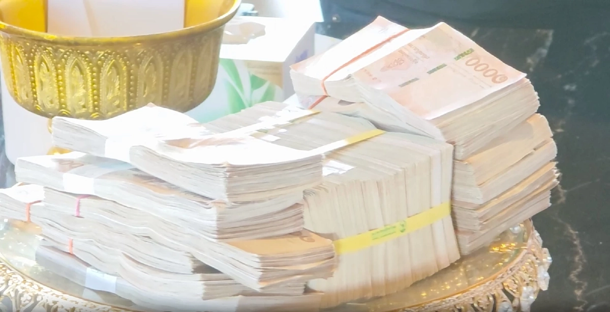 หลวงตาสินทรัพย์มอบเงิน 2.5 ล้านหนุนทหารทำถนนชายแดนเฟส 2