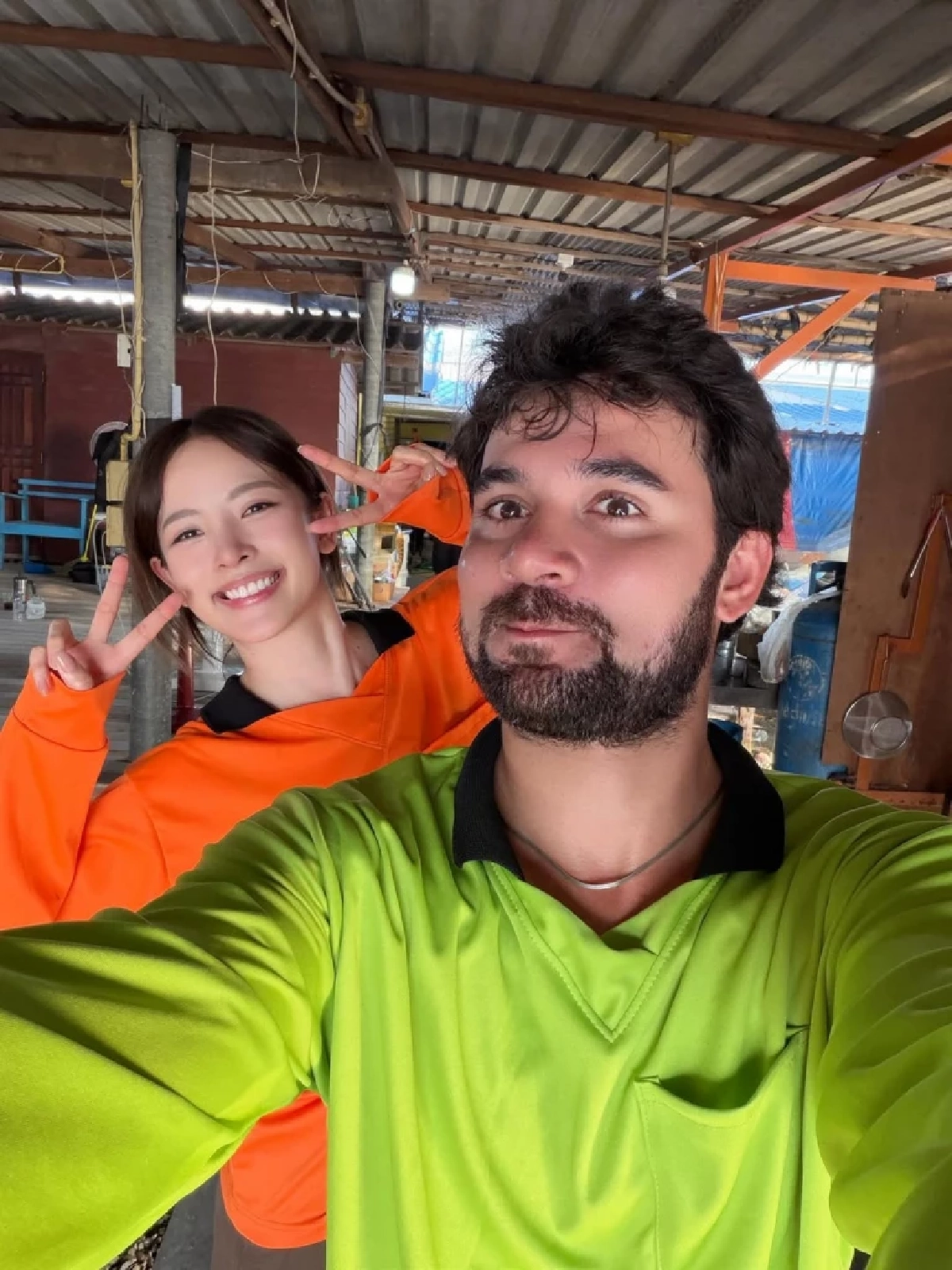 สวยไม่พัก! ณิชา ณัฏฐณิชา   ลุยชีวิตบ้านๆ เสื้อปุ๋ยก็ยังต้านไม่อยู่