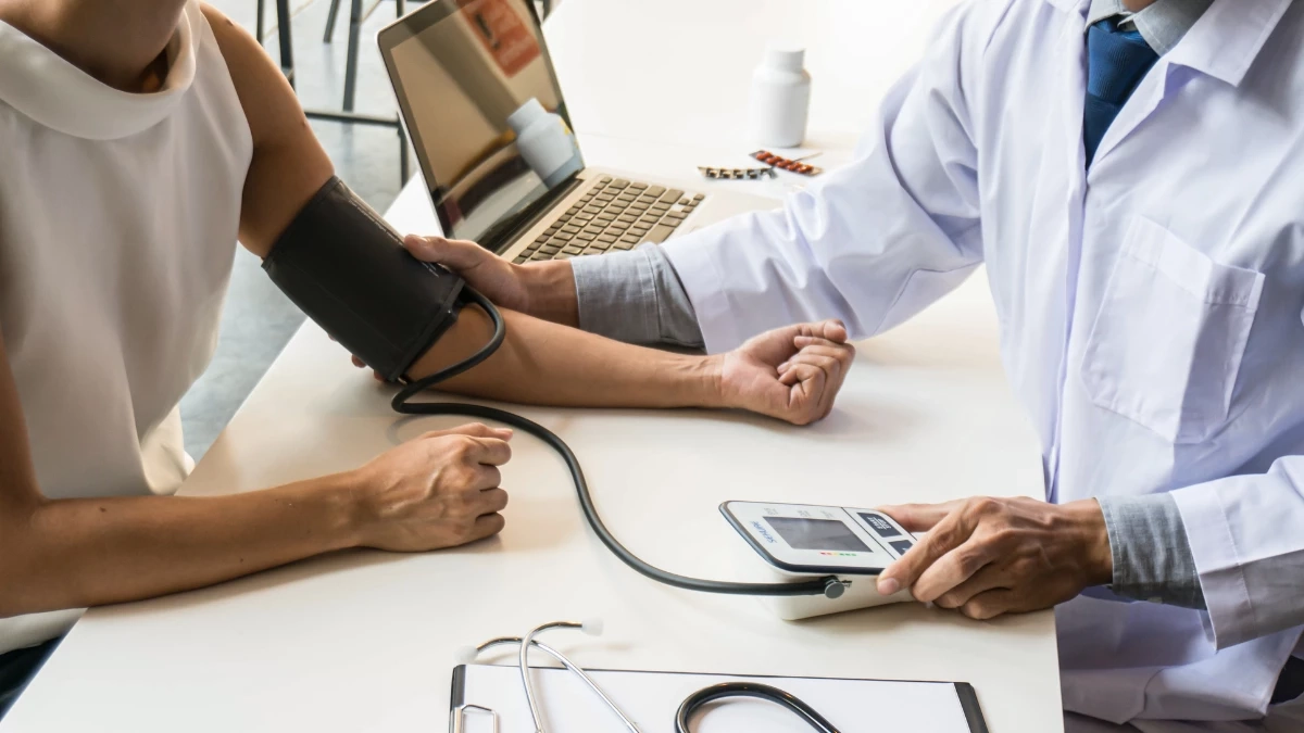 ปวดท้องอย่ามองข้าม อาจเป็น “พังผืดในช่องท้อง”  หลายคนไม่เคยรู้