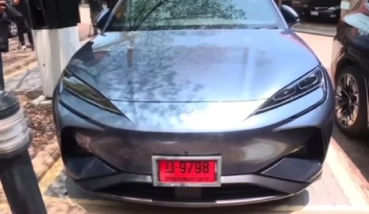 ฮือฮา เปิดทะเบียนป้ายแดง "นายกฯหนู" เปลี่ยนใช้รถEV เลขสวยสะดุดตา