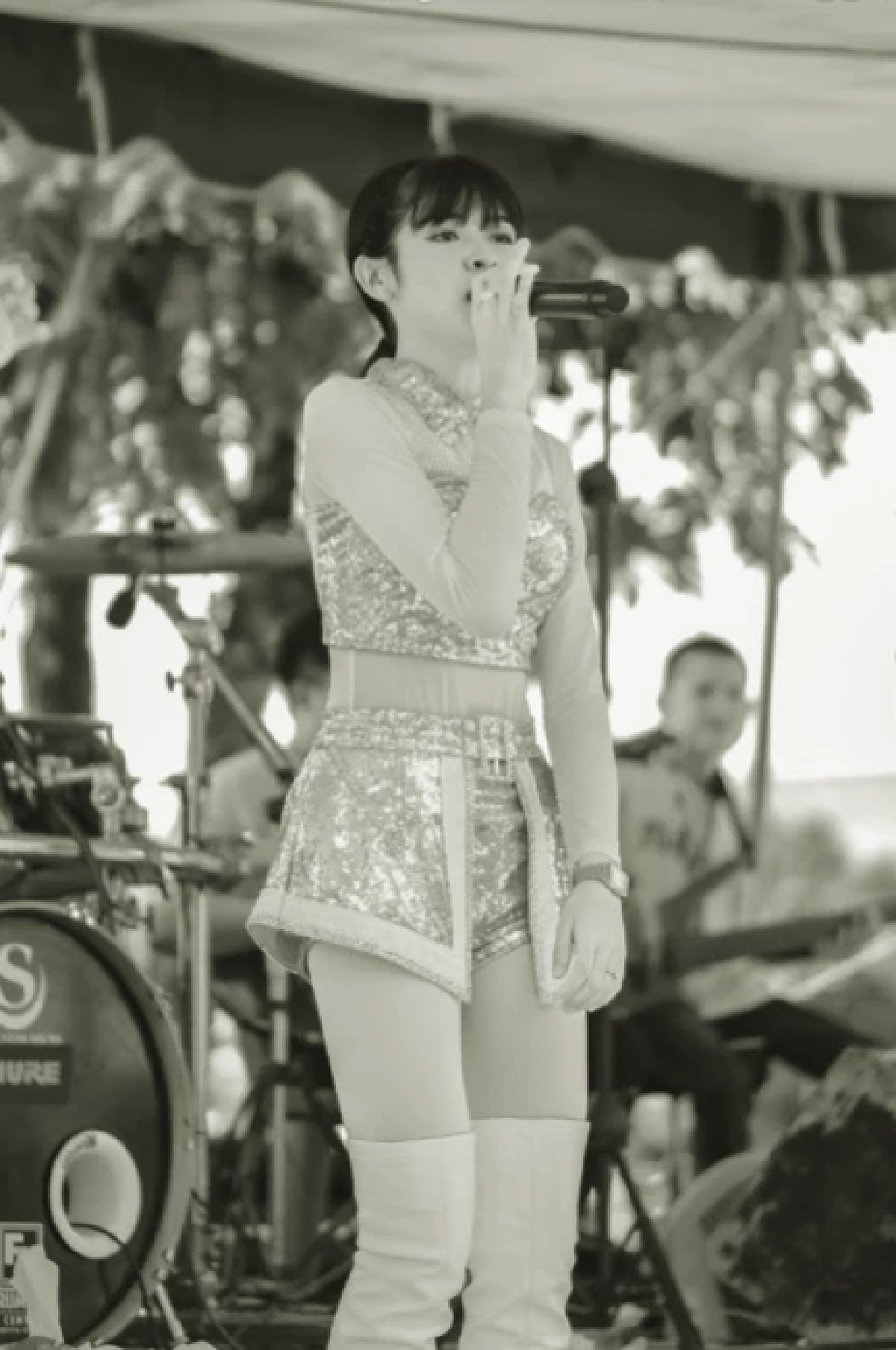 เศร้าสูญเสีย "นักร้องสาวดาวรุ่ง" จากไปกะทันหัน รู้สาเหตุเศร้า