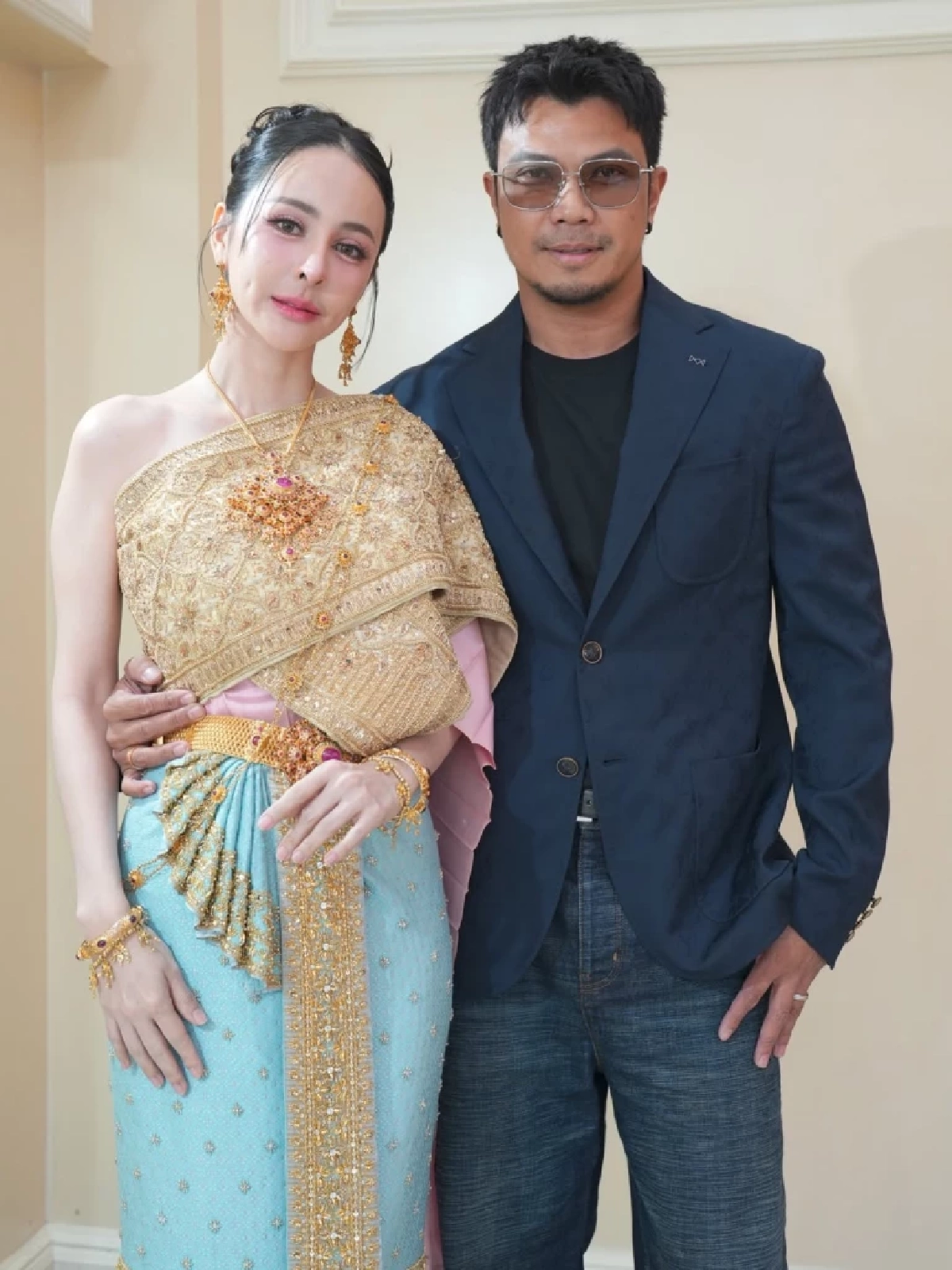 หรือจะมีข่าวดี? “หนุ่ม กะลา” ควง “จ๊ะโอ๋ งามพริ้ง” ถ่ายภาพหวาน