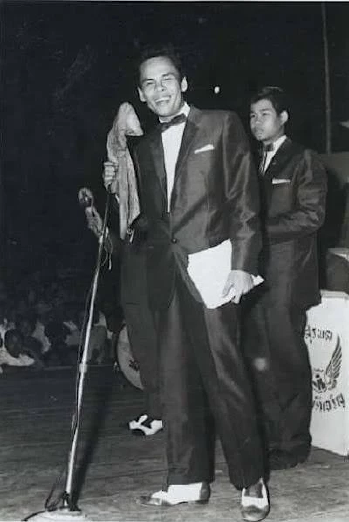 ย้อนชีวิตราชาลูกทุ่ง จากศูนย์สู่ตำนาน ก่อนจบชีวิตสุดสะเทือนใจ