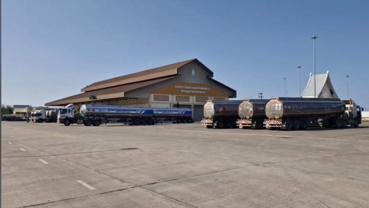 นครพนมยังส่งออกน้ำมันไปลาวปกติ แม้รัฐสั่งเพิ่มสำรองรับวิกฤต