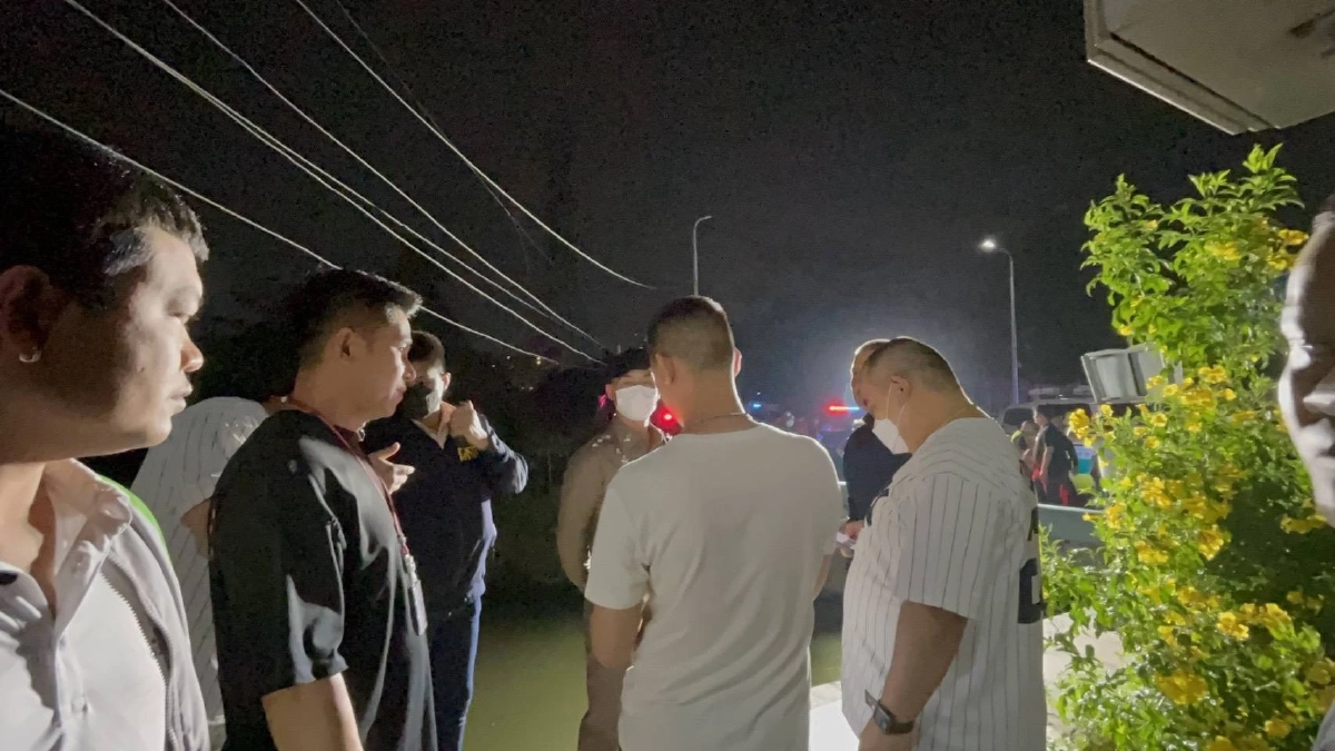 ขนลุก "ต้อมหนุ่มลาว" แสยะยิ้มแซวตำรวจไทย ไม่มีท่าทีสำนึก