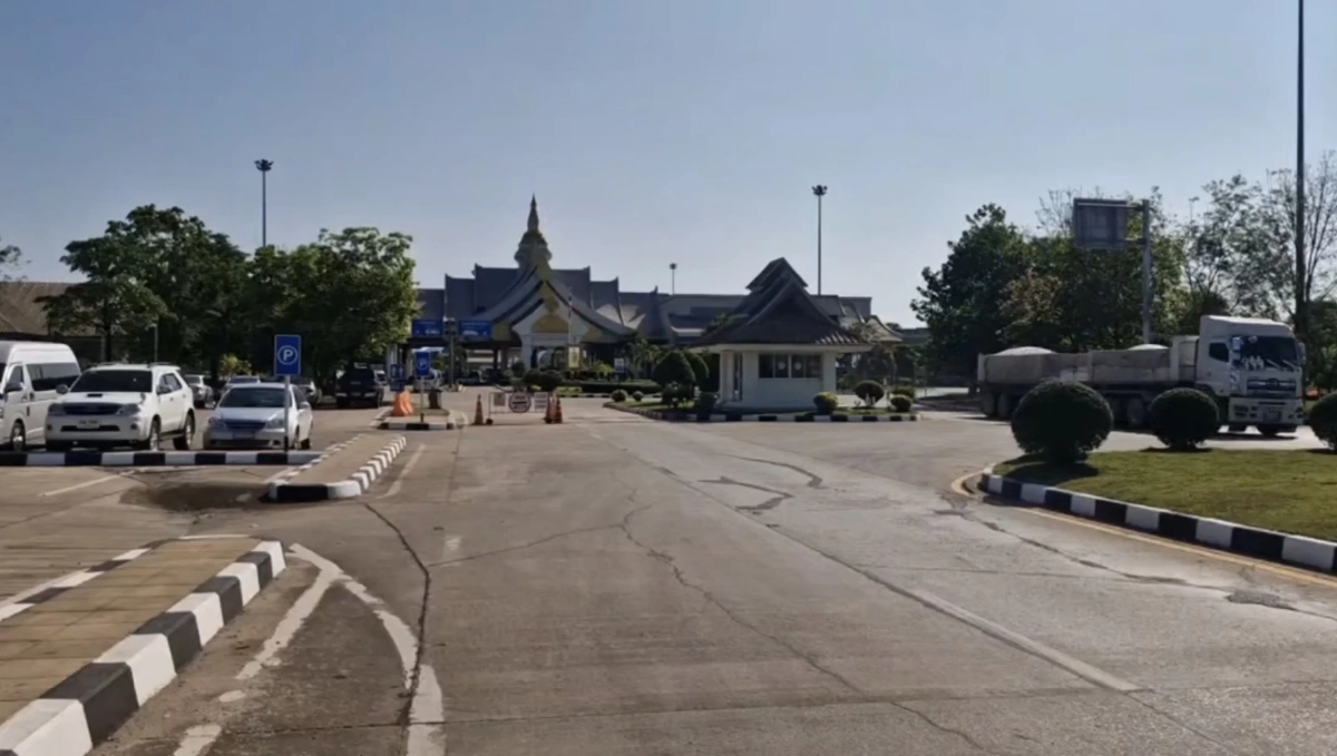 นครพนมยังส่งออกน้ำมันไปลาวปกติ แม้รัฐสั่งเพิ่มสำรองรับวิกฤต