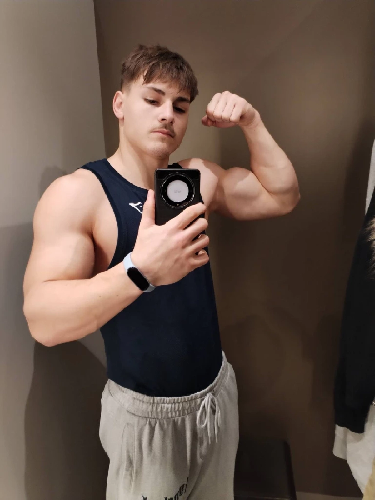 เปิดภาพปัจจุบัน พี่น้องนักกล้าม  ไม่เป็นอย่างที่เคยถูกวิจารณ์