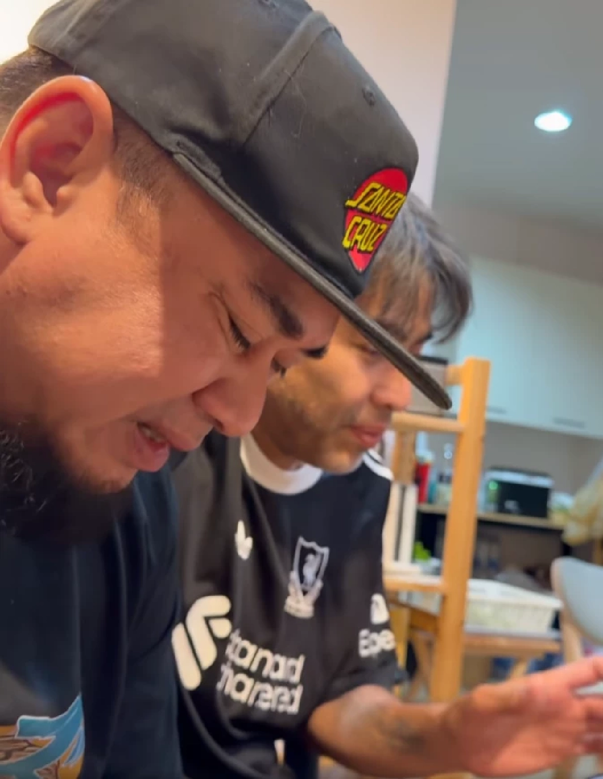 "แด๊กซ์" น้ำตานอง เผยความในใจ 15 ปี หลังรวมตัววง BigAss อีกครั้ง