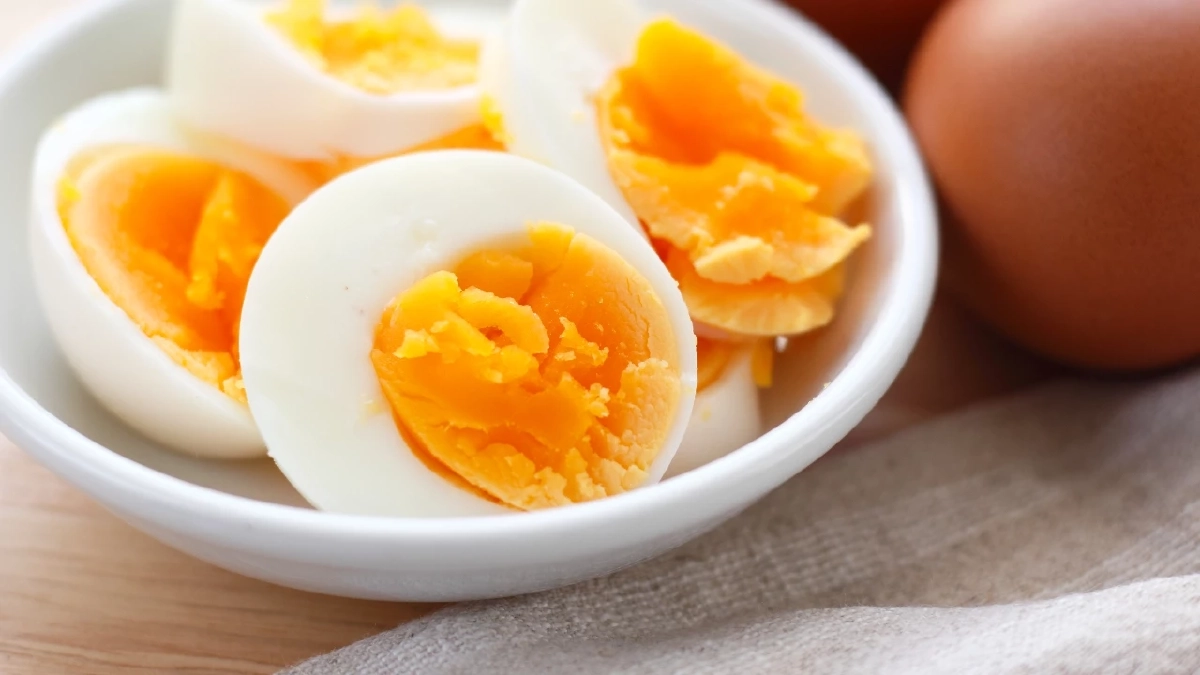 3 อาหารค้างคืน “ควรทิ้งทันที” เสี่ยงอาหารเป็นพิษ ไม่ควรอุ่นกินซ้ำ