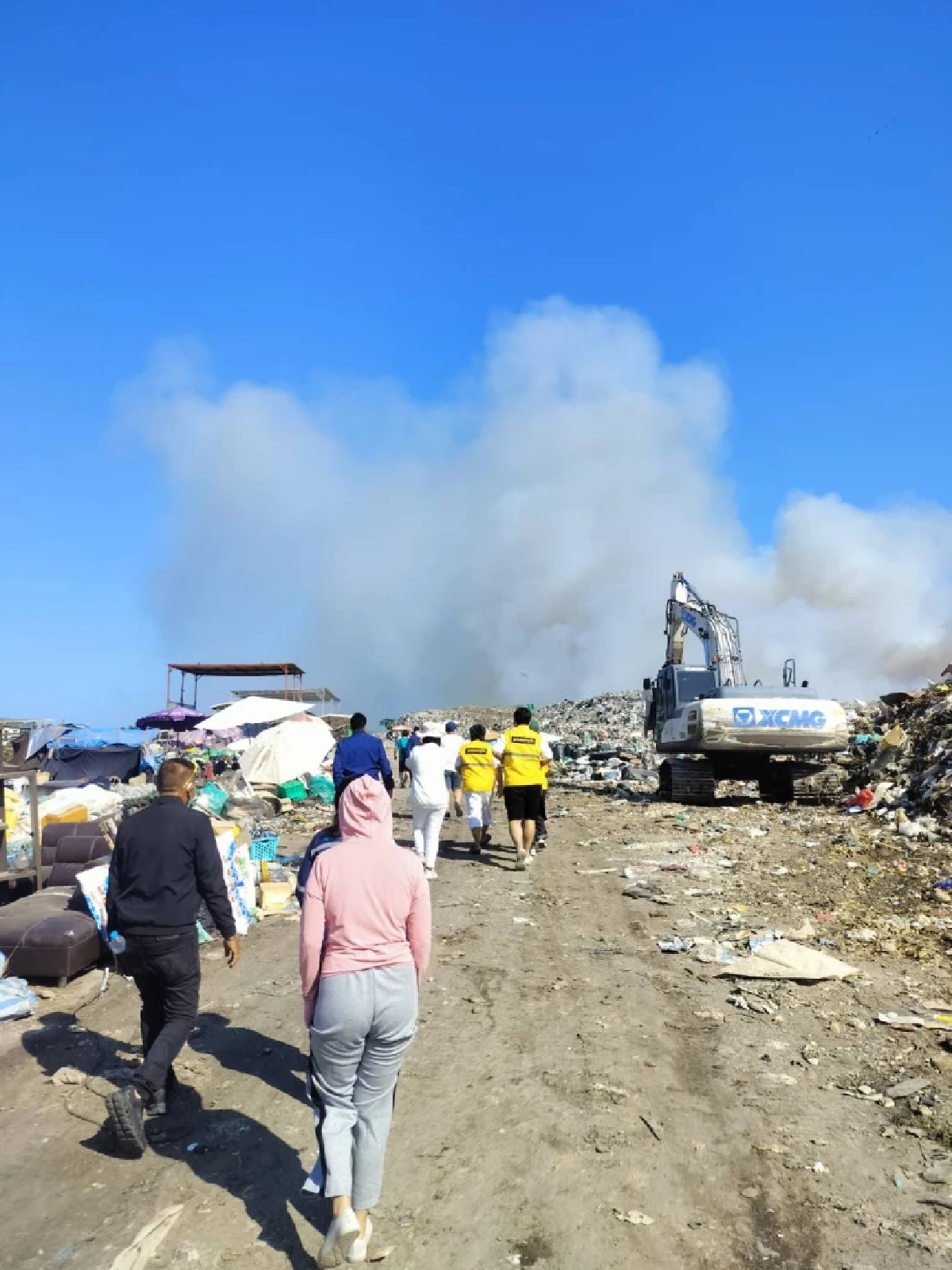 ไฟไหม้บ่อขยะสะพานหินภูเก็ต คุมเพลิงได้แล้วแต่ควันยังพุ่ง