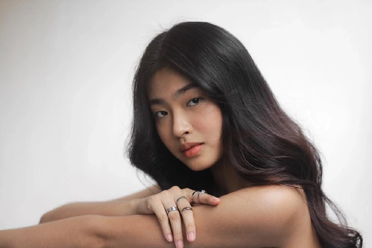 ชื่นชมทั้งโซเชียล นางแบบสาว แก้เกมเฉียบ หลังชุดพลาดกลางเวที