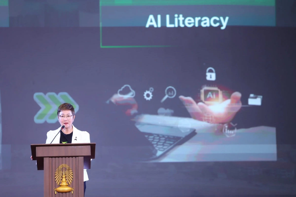 AIS ผนึก อว. และจุฬาฯ เปิดตัวคอร์ส "AI Literacy" เสริมทักษะใช้ AI สร้างสรรค์