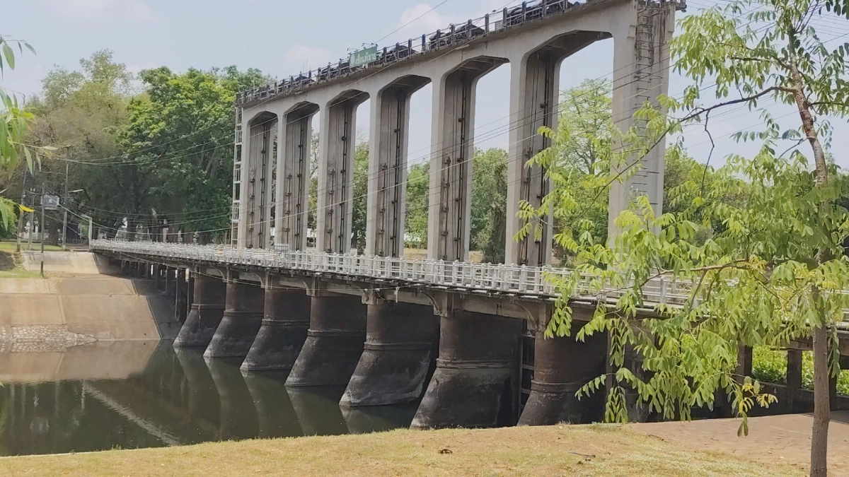 พิมายแล้งจัด! เขื่อนสั่งปิดประตูระบายน้ำ กระทบนาปรังจ่อตาย