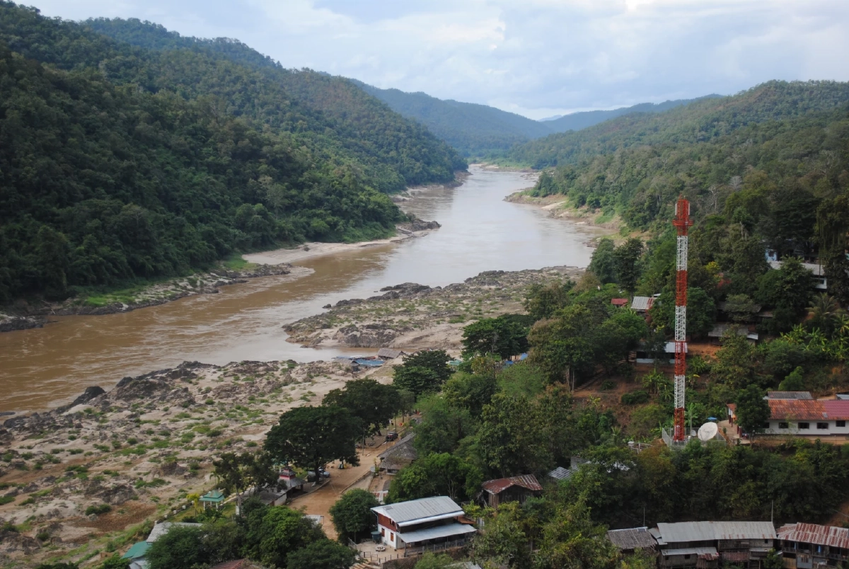 ผู้ว่าฯ แม่ฮ่องสอนยันปลาตายไม่ใช่สารเคมี ยันบริโภคได้