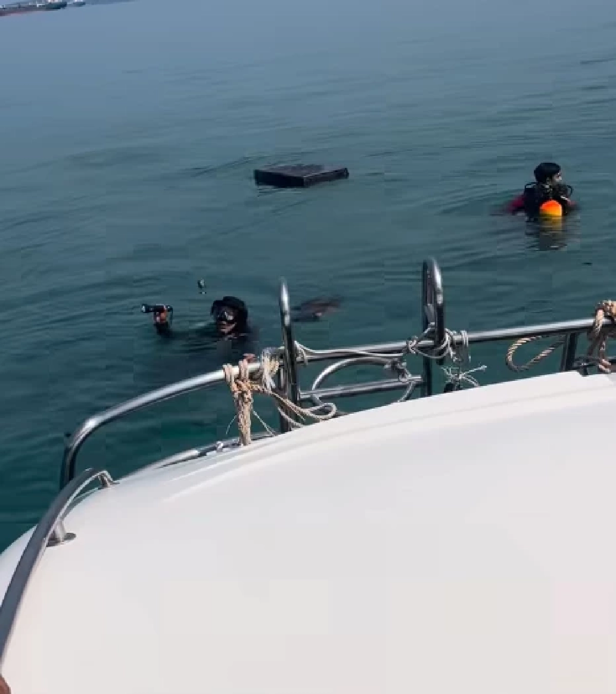 แห่อาลัย "ไกด์กรุง" เศร้ารู้อายุ จากไปในเหตุไฟไหม้สปีดโบ๊ท