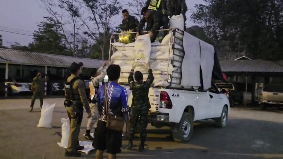 รวบหนุ่มสังขละฯ ซุกน้ำมัน 1,260 ลิตรใต้ถังน้ำแข็ง จ่อขายเมียนมา